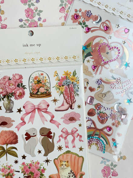 Konges Sløjd Facial Jewelry & Tattoos | Girl