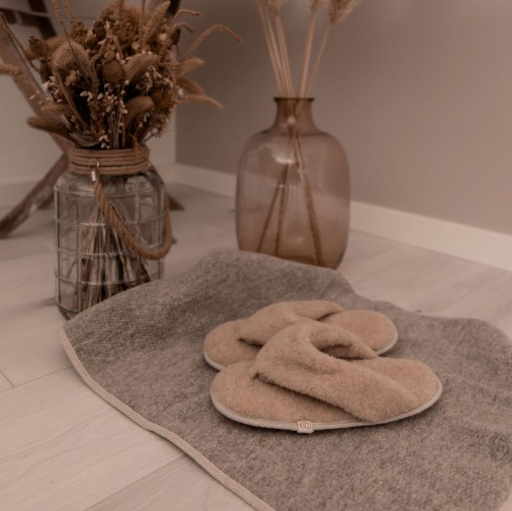 * Kico Label Slippers Adult