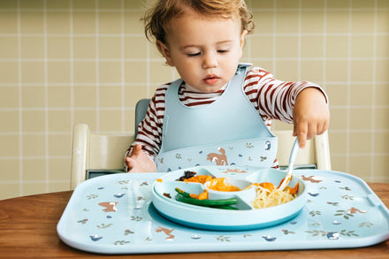 Mepal x Little Dutch bib with drip tray | Little Farm