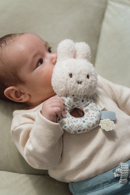 Miffy x Little Dutch Rattle | Lucky Leaves