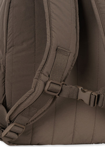 Konges Sløjd Juno Quilted Backpack Midi | Walnut