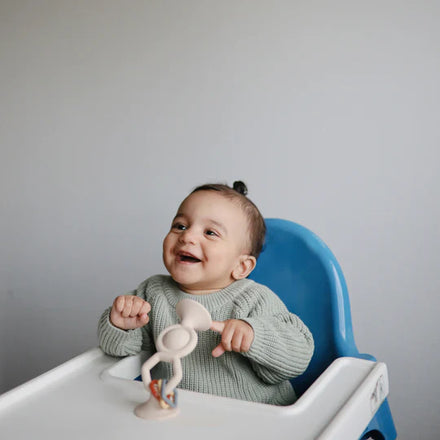 Mushie Silicone HexaPop Suction Toy Babyspeeltje | Shifting Sand