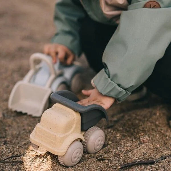 Viking Toys Hearts | Dump Truck