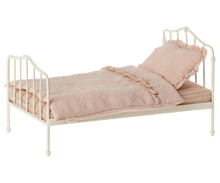 Maileg miniature bed mini | Purple