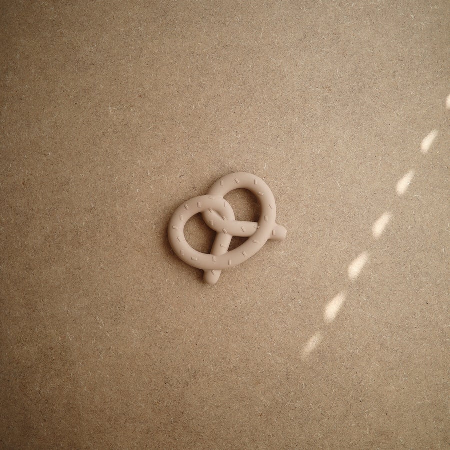 Mushie Teether Ring Silicone Pretzel Teether