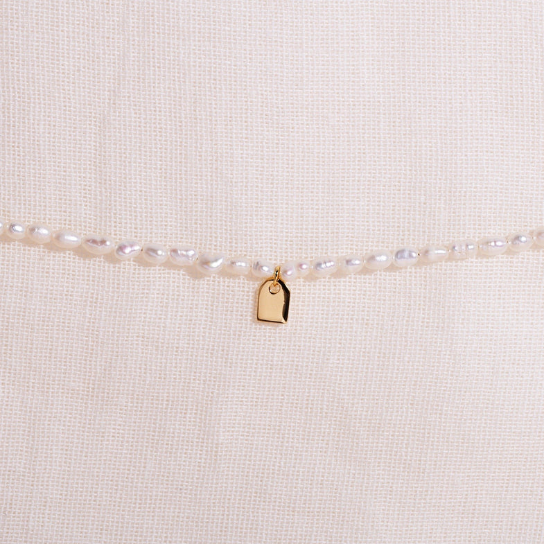 Galore Personalized Bracelet Pearl & Tag | Gold Baby