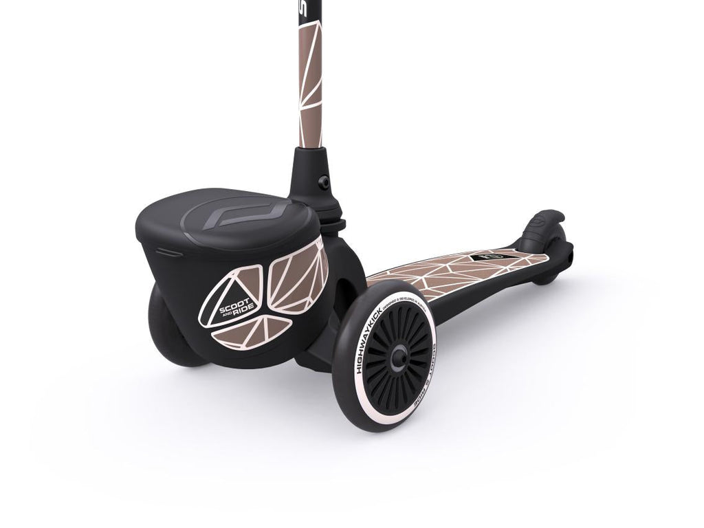 Scoot and RiThe Step Highwaykick 2 | Brown Lines