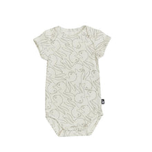 Mies & Co Bodysuit Romper Korte Mouw | Stitched Bunny