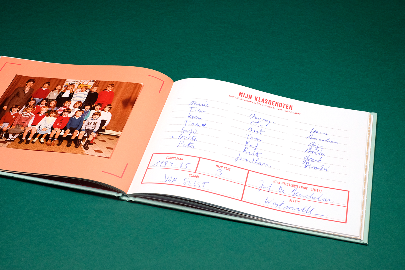 Stratier school photo album | Green