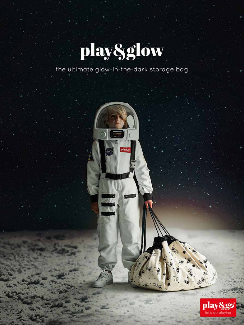 Play and go storage bag | Space Glow play mat in The Dark