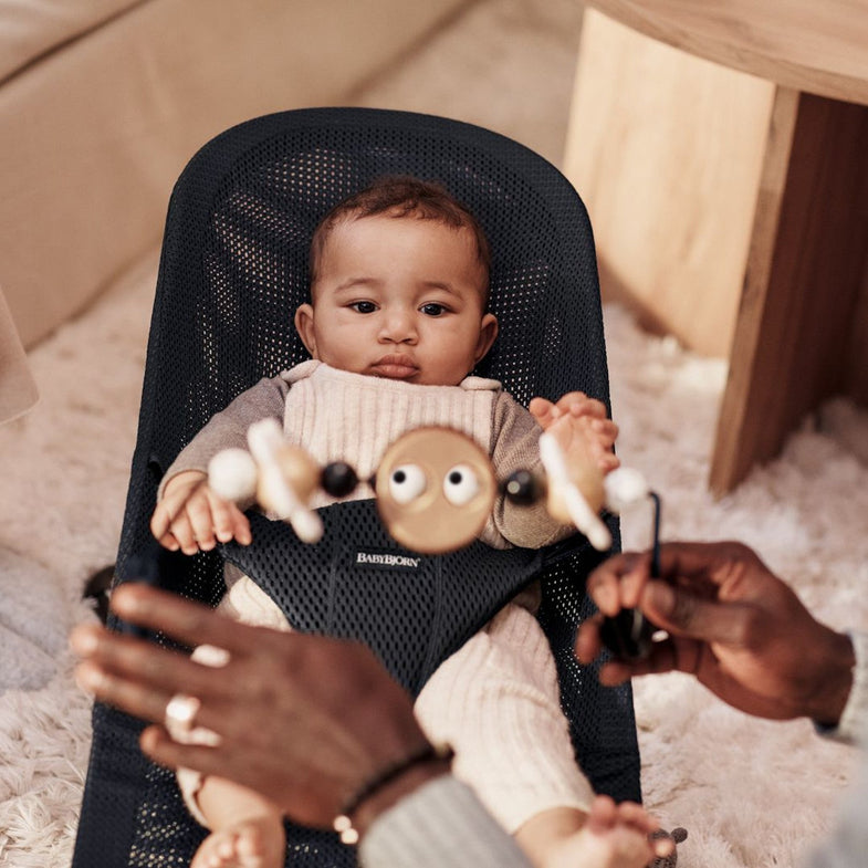Babybjörn rocking chair Relax toy Babygym - Dambling eyes Black & White
