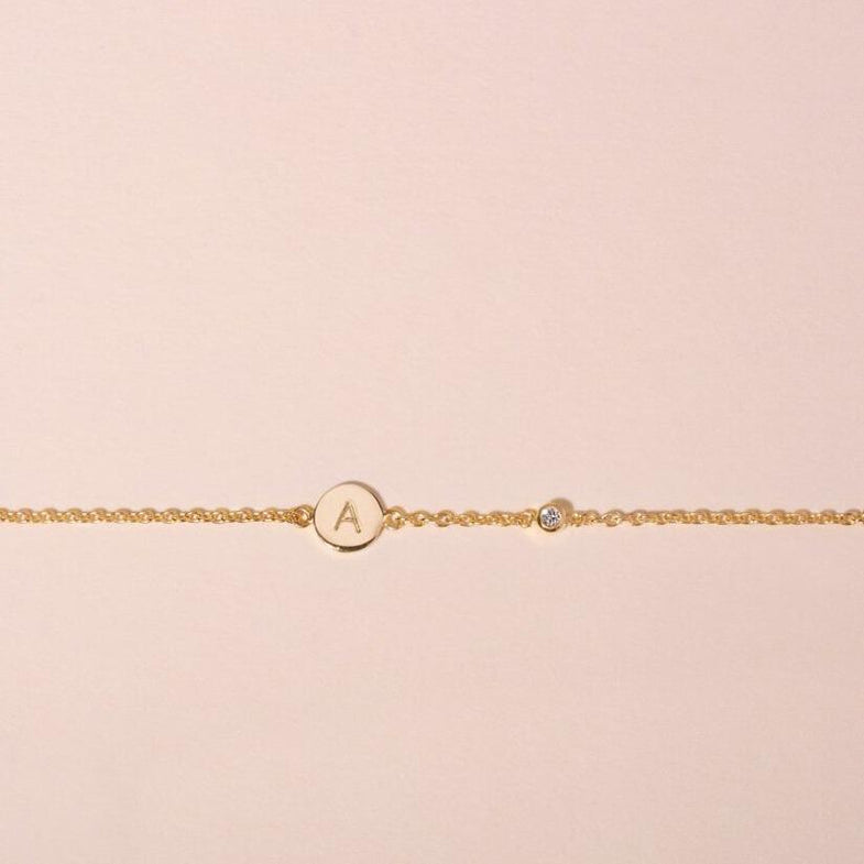 Galore Personalized Bracelet Circle & Diamond | Gold Baby