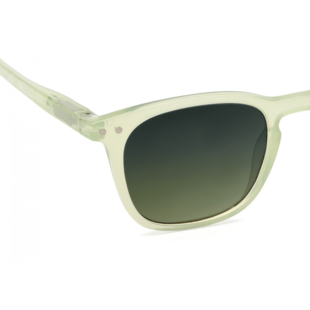 Izipizi Junior #e sunglasses 5-10 years | Quiet Green