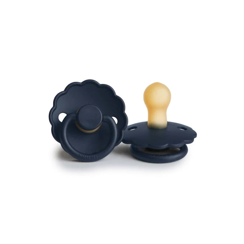 Frigg Daisy Latex pacifier 0-6m | Dark Navy