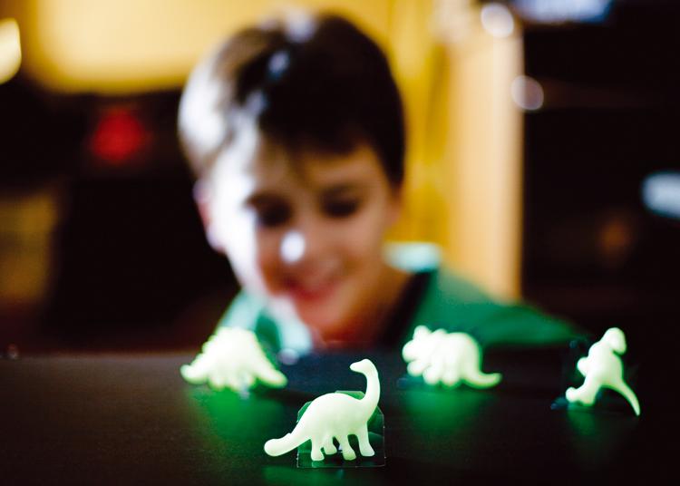 4M Glow in the Dark Dinosaurs