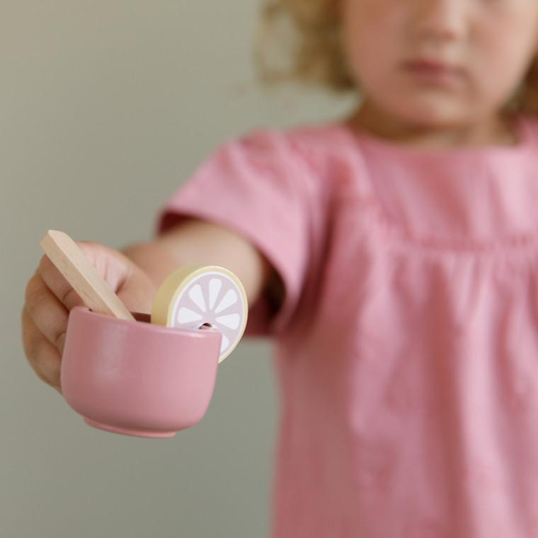 Little dutch wooden tea set