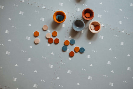 Play and Go Eevaa 2-In-1, play carpet Puzzle Mat & Storage box | Road