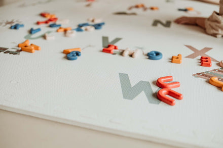 Play and Go Eevaa 2-In-1, play carpet Puzzle Mat & Storage box | Alphabet