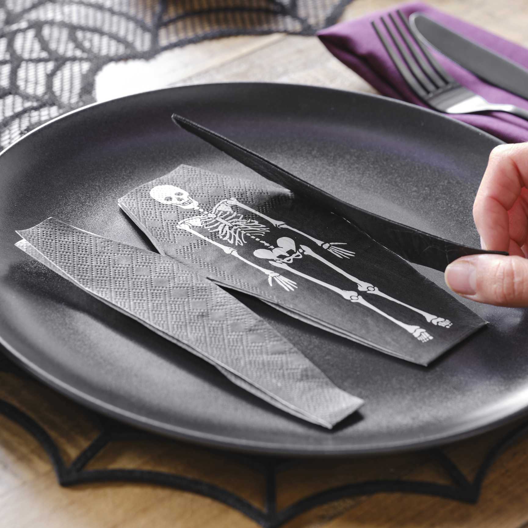 Ginger Ray set 16 paper napkins | Skeleton Halloween