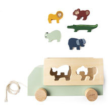 Trixie wooden truck sorting with molds animals